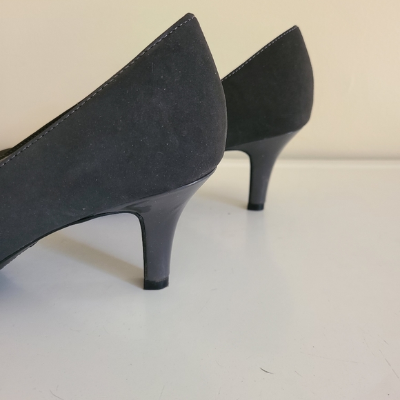 Lifestyle heels, dark Grey w patent leather accents, all man made, sz 9.5W - Picture 3 of 11